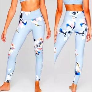 Athleta Paradise Floral Chaturanga Blue High Rise Tight / Leggings Women S